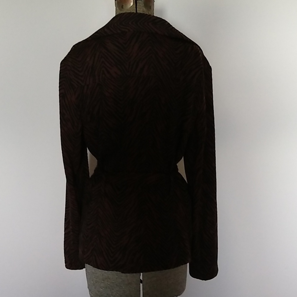 Jacket - Picture 3 of 4